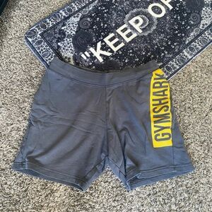 Large GYMSHARK shorts
